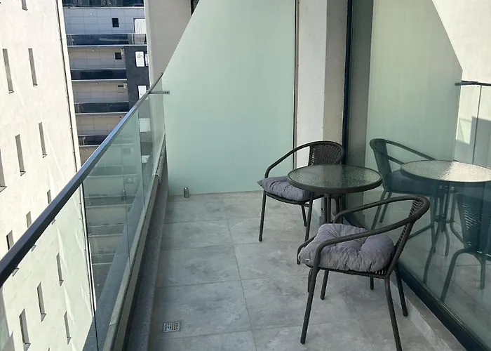 Astoria Nord アパート ナボダリ